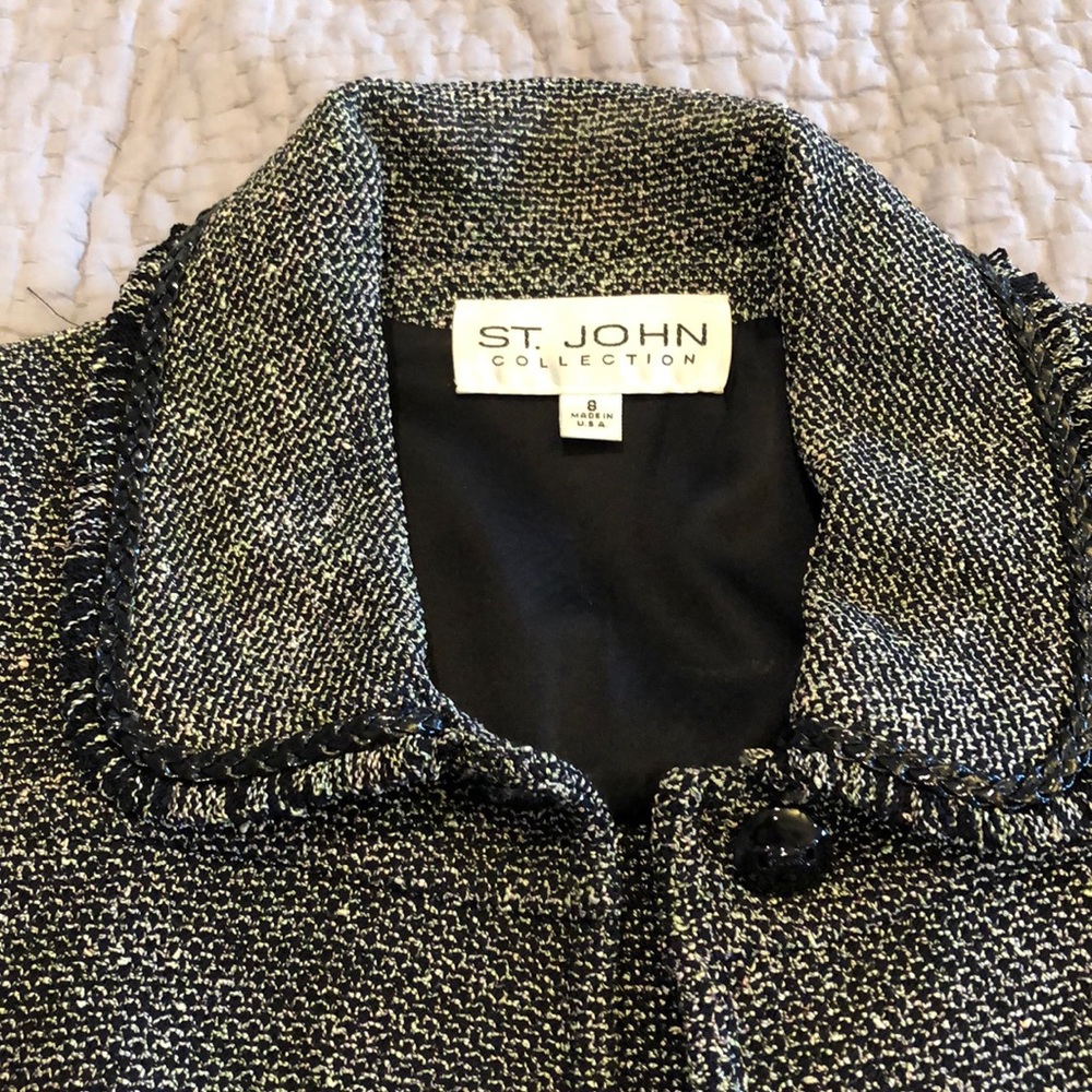 ST JOHN JACKET. Size 8 perfect condition